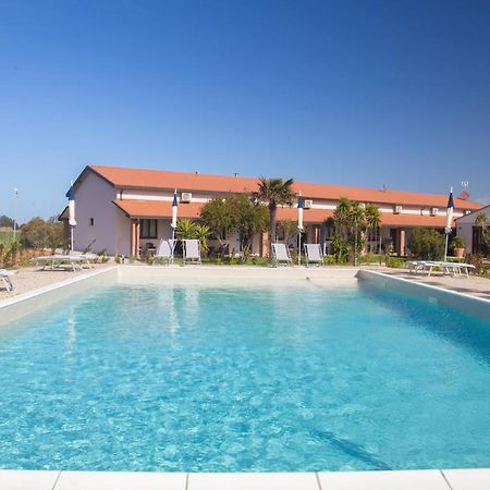 Delfino Tuscany Resort Marina di Cecina Eksteriør billede