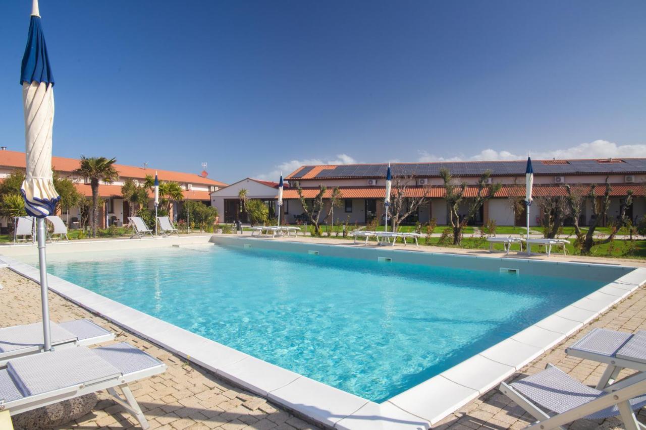 Delfino Tuscany Resort Marina di Cecina Eksteriør billede