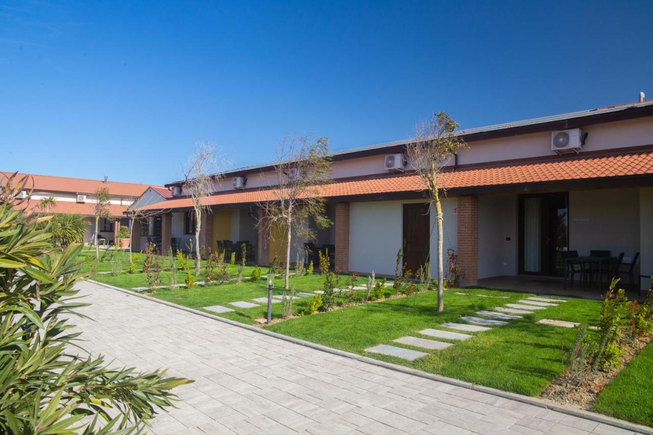 Delfino Tuscany Resort Marina di Cecina Eksteriør billede