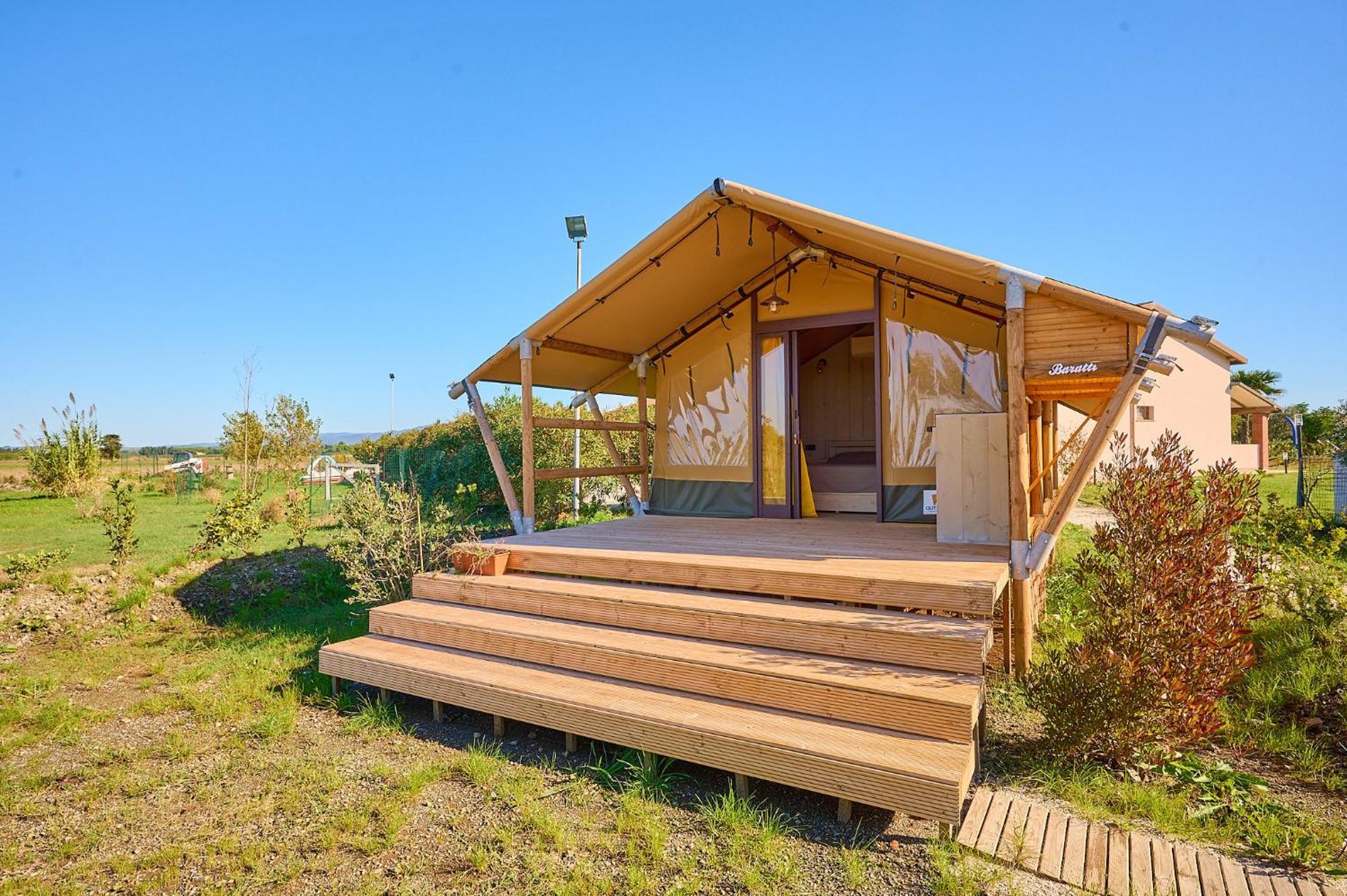 Delfino Tuscany Resort Marina di Cecina Eksteriør billede